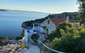 Alleinstehendes Haus am Meer Robinson