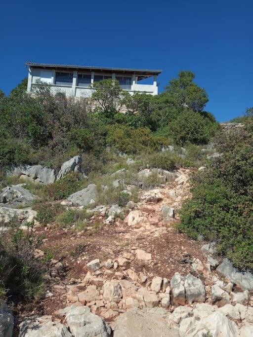 Alleinstehendes Haus am Meer Robinson Tkon Exterior foto