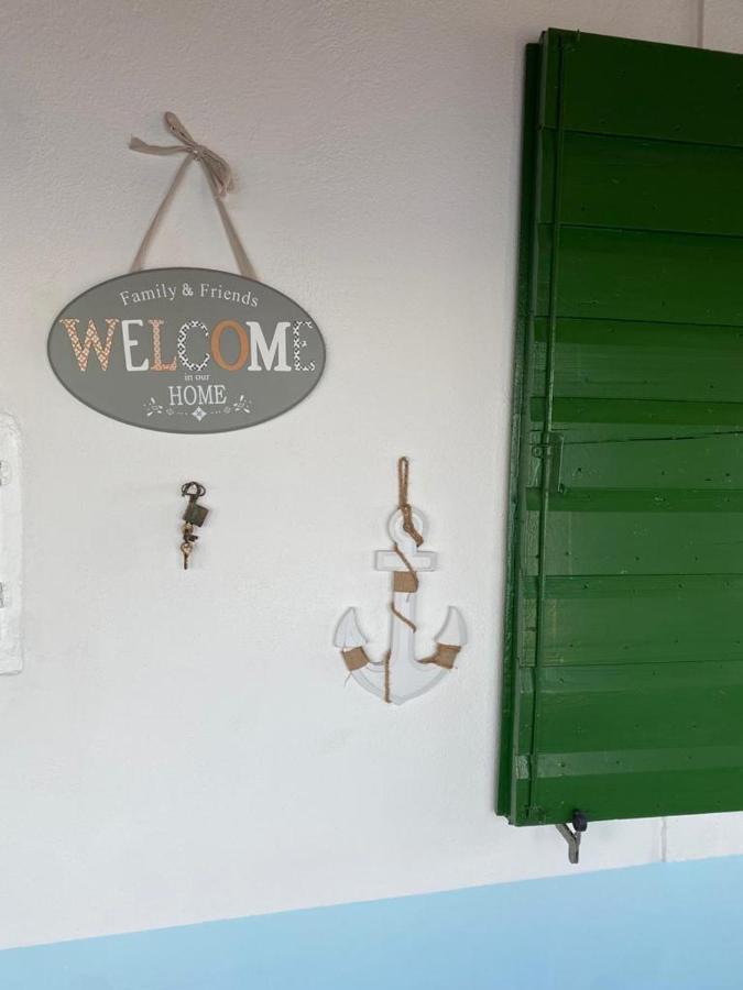 Alleinstehendes Haus am Meer Robinson Tkon Exterior foto